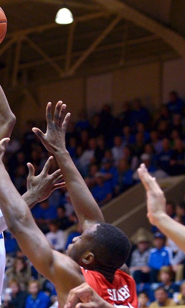 Winslow helps No. 4 Duke clobber Fairfield at Coaches vs. Cancer
